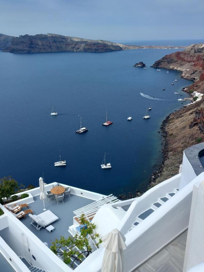 Captain John Villas Oia - Caldera & Sunset View ภายนอก รูปภาพ