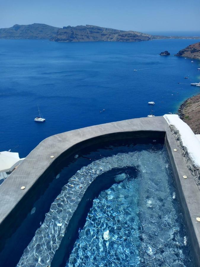 Captain John Villas Oia - Caldera & Sunset View ภายนอก รูปภาพ