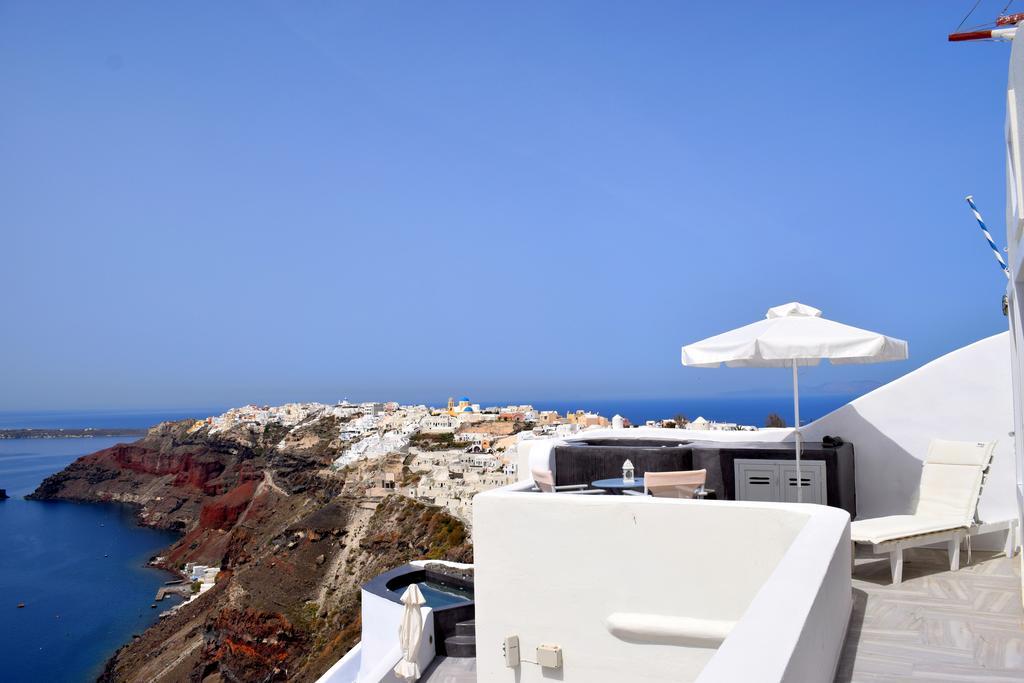 Captain John Villas Oia - Caldera & Sunset View ภายนอก รูปภาพ